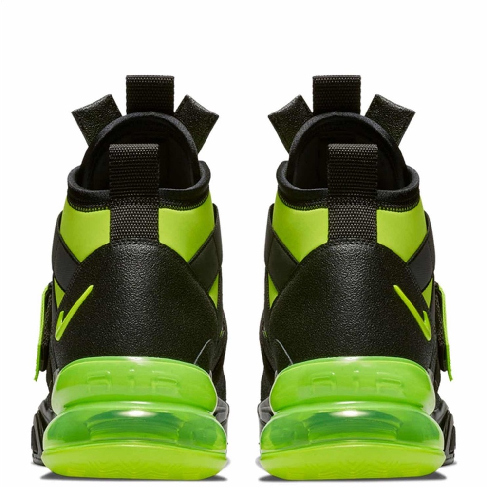 Nike Air Force 270 Utility Sneakers - Picture 10 of 14